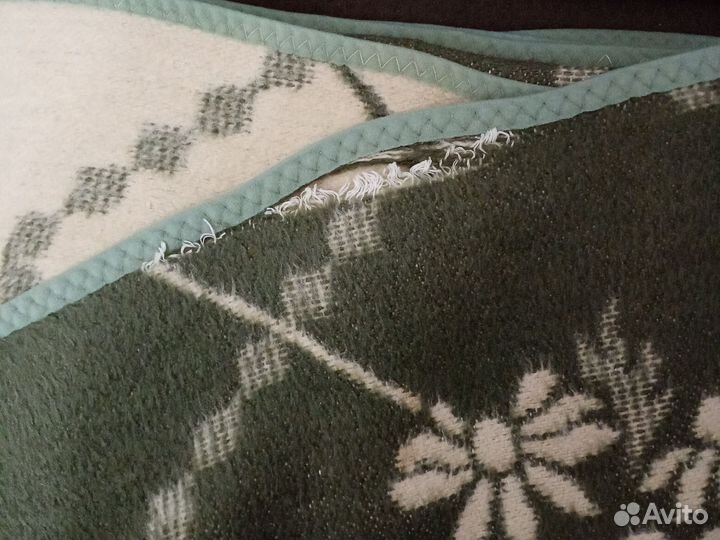 Одеяло из верблюжьей шерсти