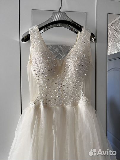 Свадебное платье 42 44