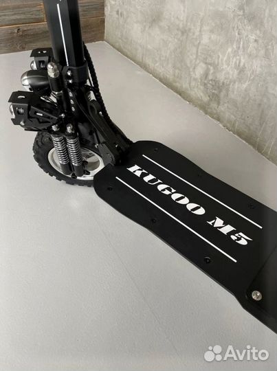 Электросамокат Kugoo M5 2022