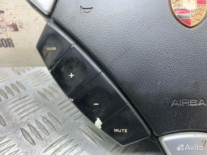 Подушка безопасности в руль Porsche Cayenne