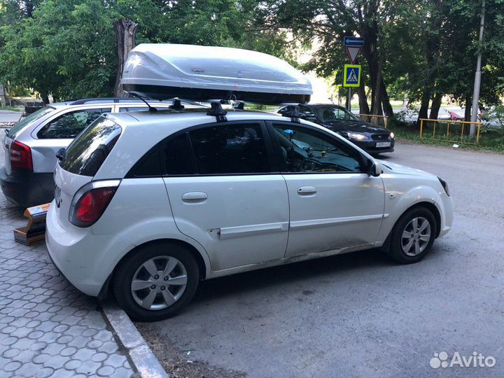 Автобокс багажник на крышу KIA Rio HB