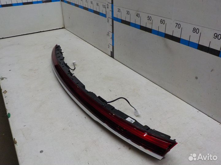 Б/У Б/У Фонарь задний центральный Hongqi H5 2022