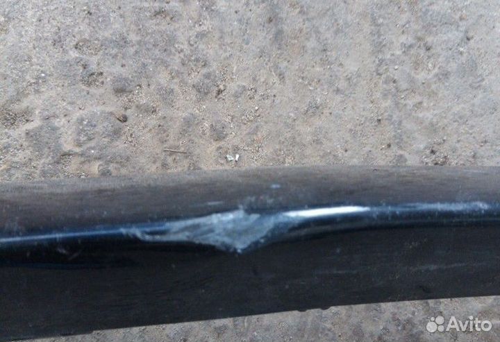 Накладка бампера центральная передняя Mercedes C