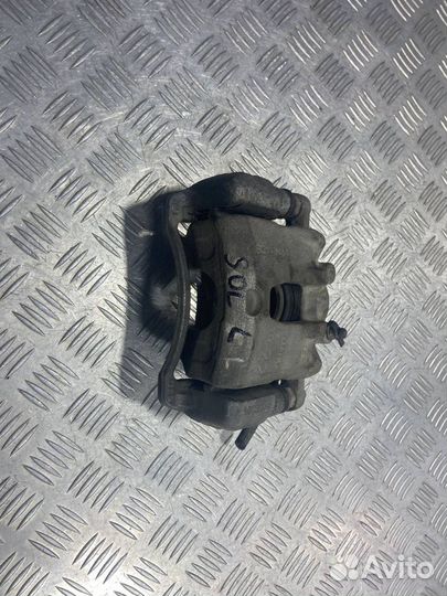 Суппорт Hyundai Solaris 1