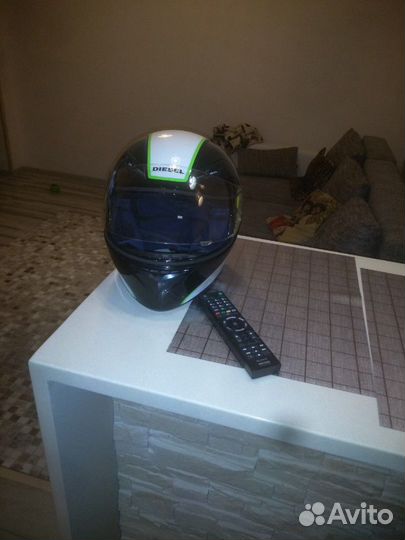 Продаю мотошлем