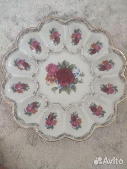 Пасхальная тарелка для яиц