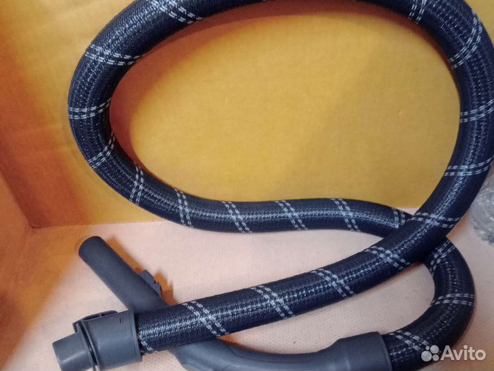 Шланг в оплетке для пылесоса Томас