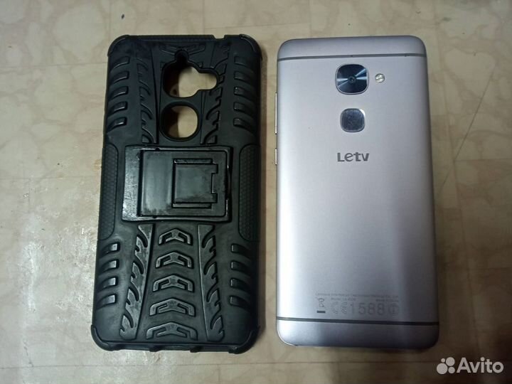LeEco Le 2 X527, 3/32 ГБ