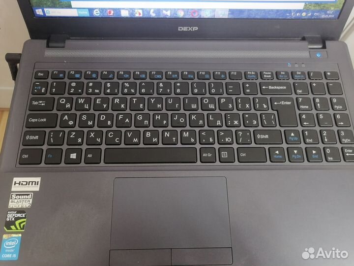 Ноутбук dexp