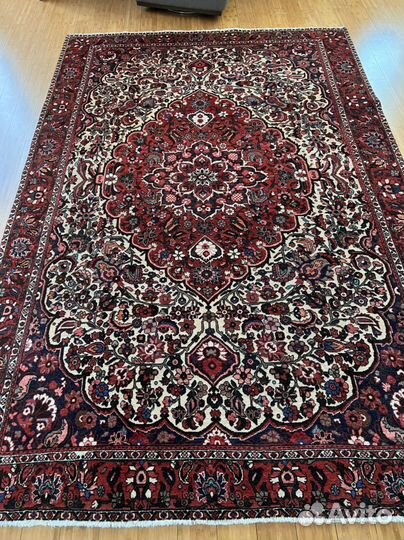 Ковер шерстяной ручной работы