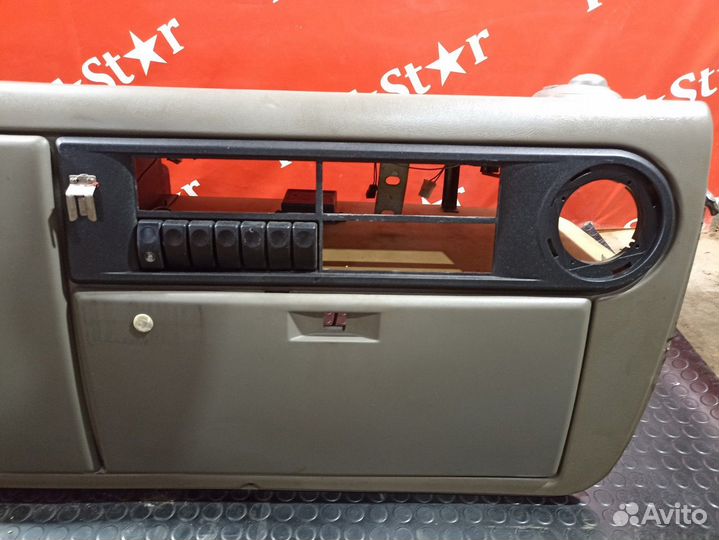 Панель передняя верхняя Daf XF105