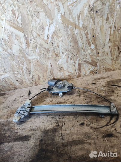 Стеклоподъемник передний правый Hyundai solaris 1