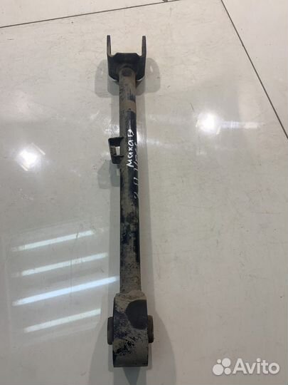 Рычаг подвески (задний, правый, продольный)