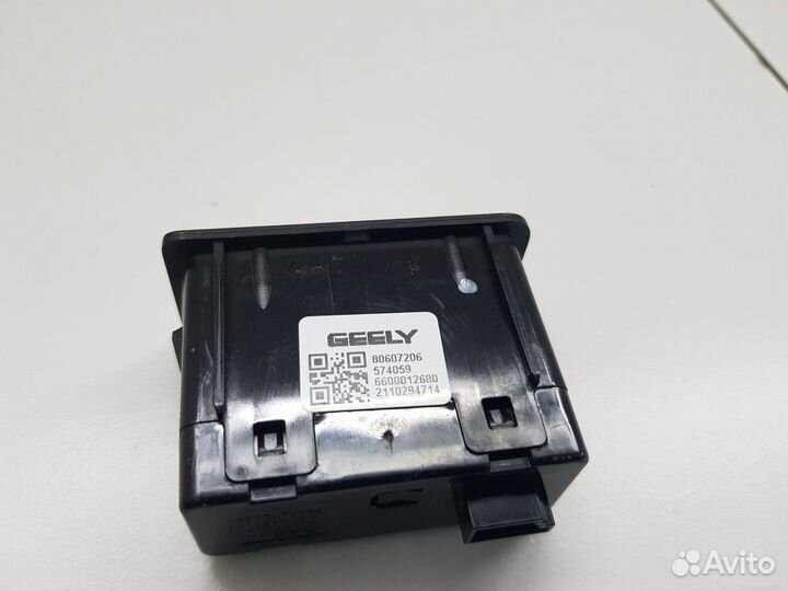 Разъем usb (Geely Atlas Pro)