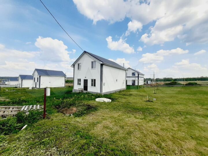 Коттедж 136 м² на участке 10 сот.