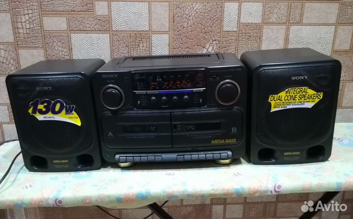 Магнитофон Sony