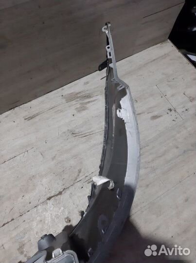 Бампер задний Volvo