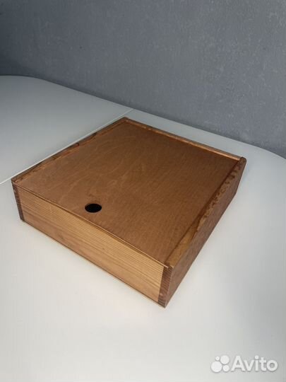 Деревянный ящик