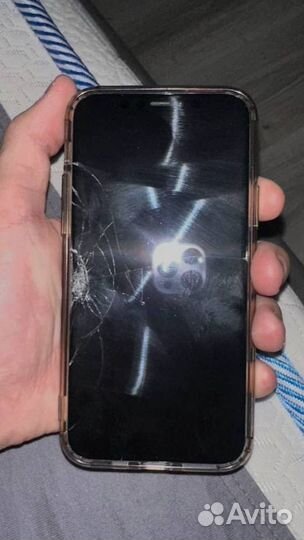 iPhone 11 Pro, 64 ГБ