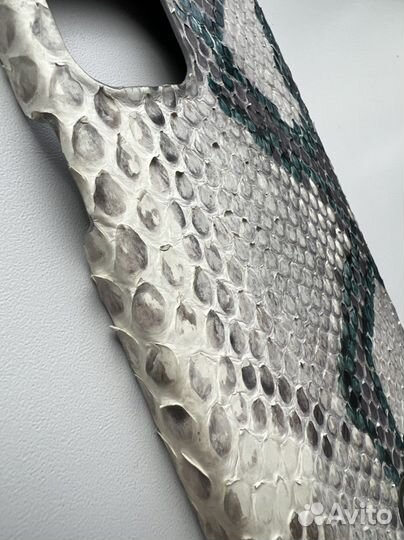 Чехол на iPhone 12 про