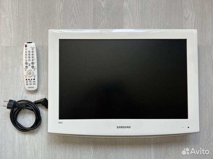 Телевизор samsung