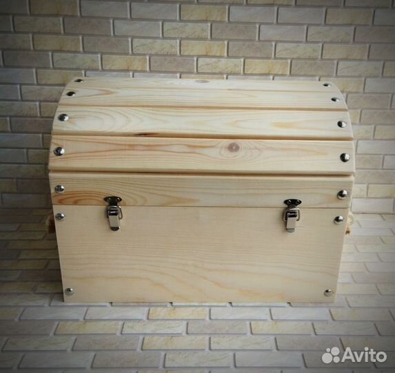 Сундук для интерьера документов