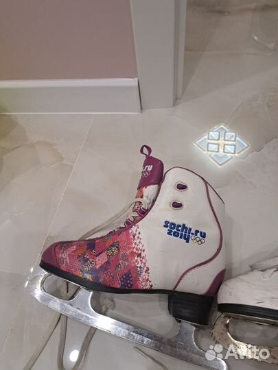 Коньки фигурные