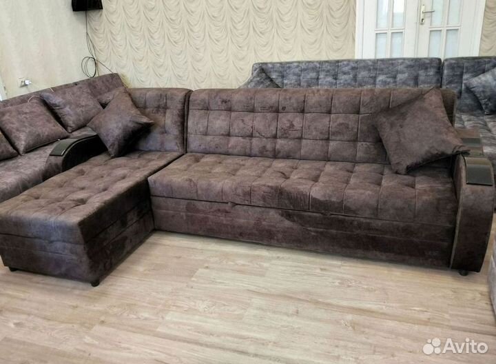 Угловой диван в наличии не б/у