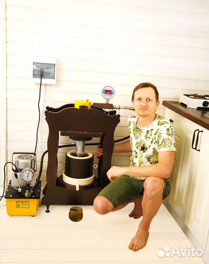 Маслопресс холодного отжима 3,2 литра