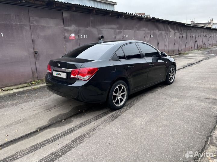 Chevrolet Cruze 1.6 AT, 2012, 177 000 км