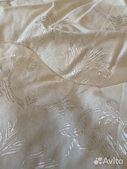 Одеяло из натурального шелка 200*230