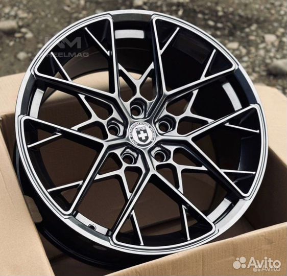 В наличии R18 5x112 HRE FF10 Design Hyper