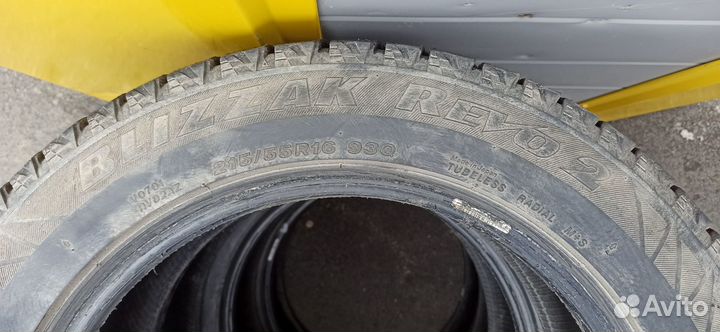 Bridgestone Blizzak Revo2 21.5/55 R16