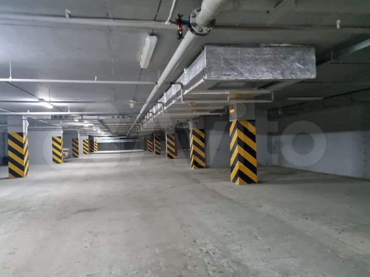 Машиноместо, 11 м²
