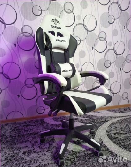 Геймерское кресло массаж и подставка для ног