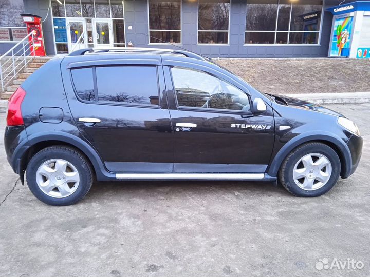 Renault Sandero Stepway 1.6 МТ, 2013, 157 300 км