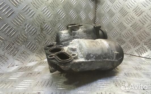 Корпус масляного фильтра дизельный volvo V70 2 (DB