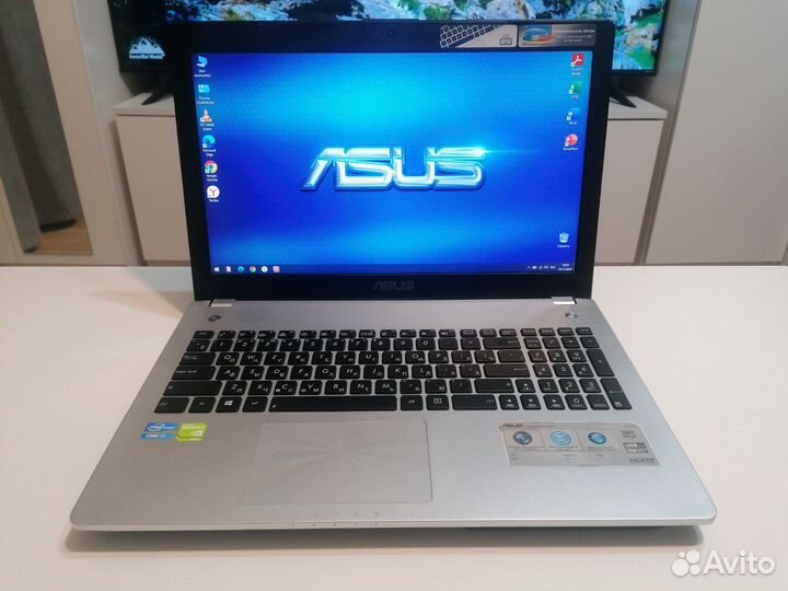 Ноутбук Asus в стальном корпусе на Core i7/ 256/8