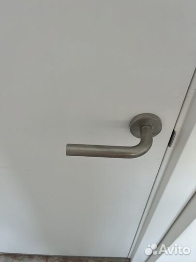 Межкомнатная дверь