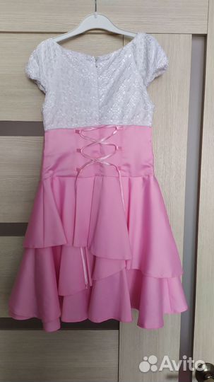 Платье праздничное