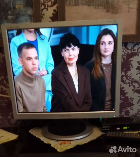 Монитор 19 дюймов Samsung Телевизор