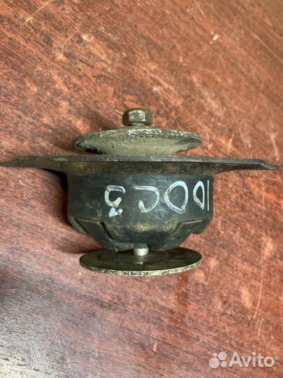 Подушка двигателя ауди 100 с3