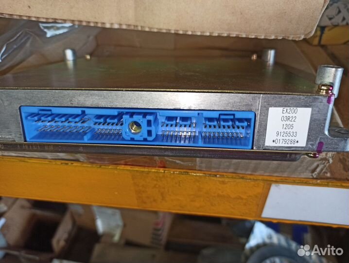 Hitachi EX200-2 блок управления гидравлики 9125533
