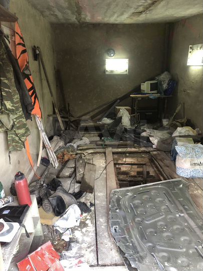 Гараж, > 30 м²