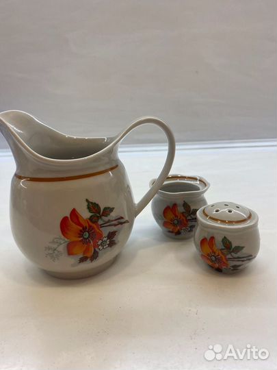 Молочник, тарелки, пиалы, салатник, блюдца СССР