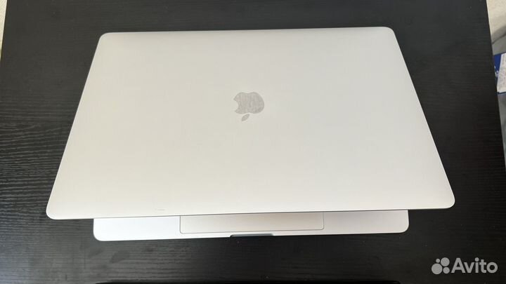 MacBook Pro 15 2019 512 новый