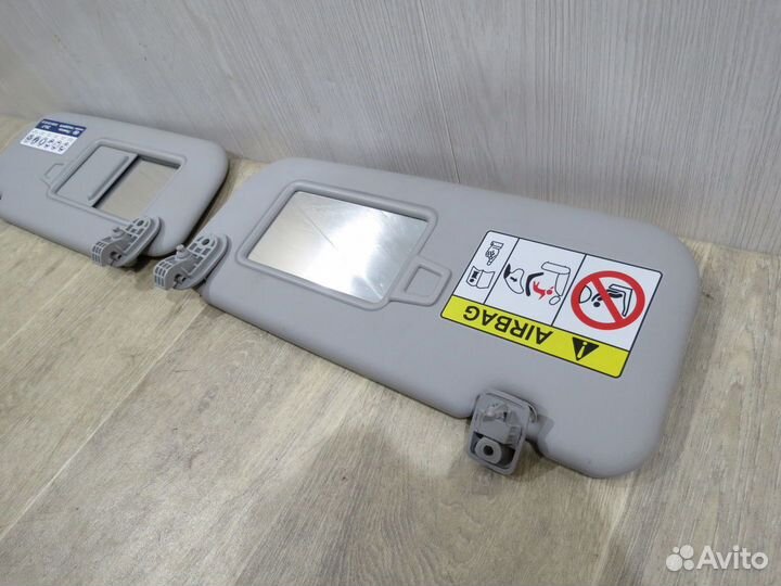 Козырек солнцезащитный правый Hyundai Solaris 2