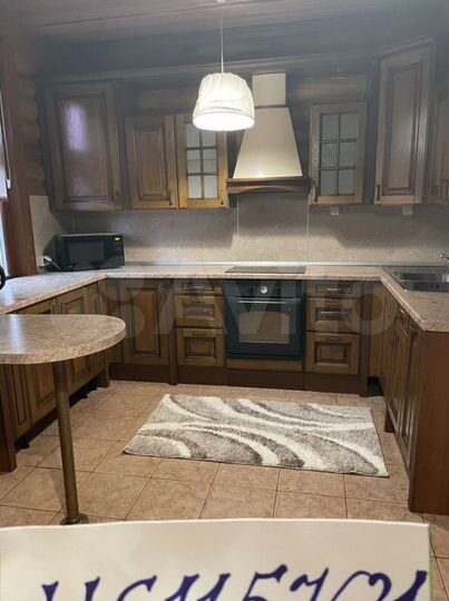 Коттедж 450 м² на участке 100 сот.