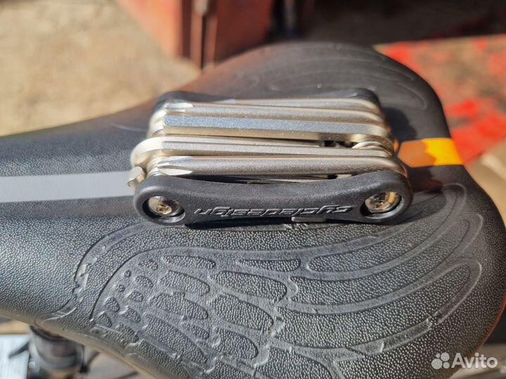 Велосипед GT Aggressor Comp 27.5