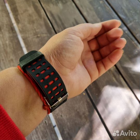 Фитнес трекер умные часы